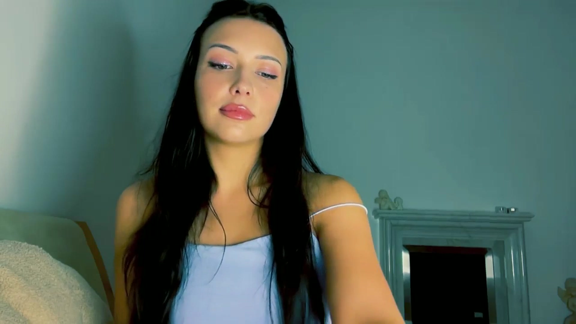 Gallery image thumbnail from VivvAmm's myfreecams stream on, 12/21/2025, 17:47 image 13 of 20