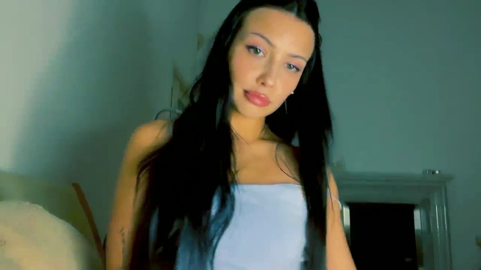 Gallery image thumbnail from VivvAmm's myfreecams stream on, 12/21/2025, 17:47 image 19 of 20