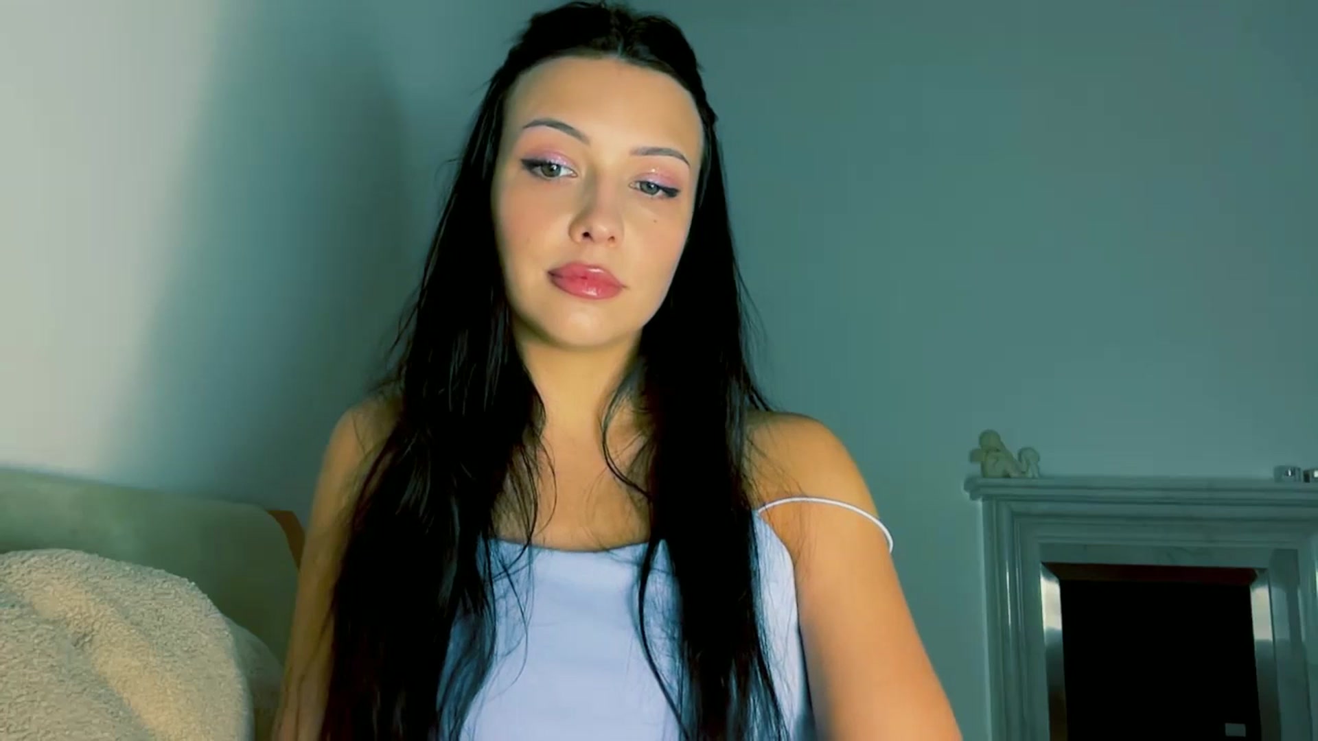 Gallery image thumbnail from VivvAmm's myfreecams stream on, 12/21/2025, 17:47 image 9 of 20