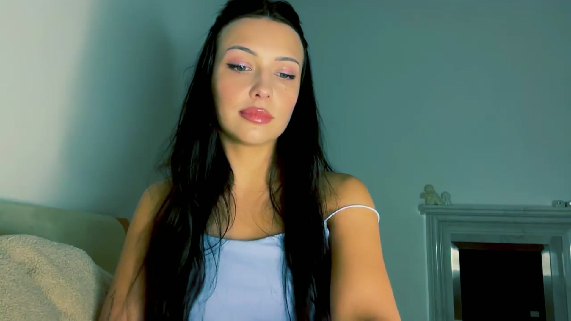 Gallery image thumbnail from VivvAmm's myfreecams stream on, 12/21/2025, 17:47 image 7 of 20