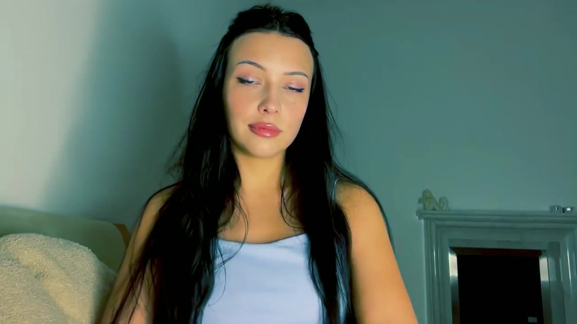 Gallery image thumbnail from VivvAmm's myfreecams stream on, 12/21/2025, 17:47 image 3 of 20