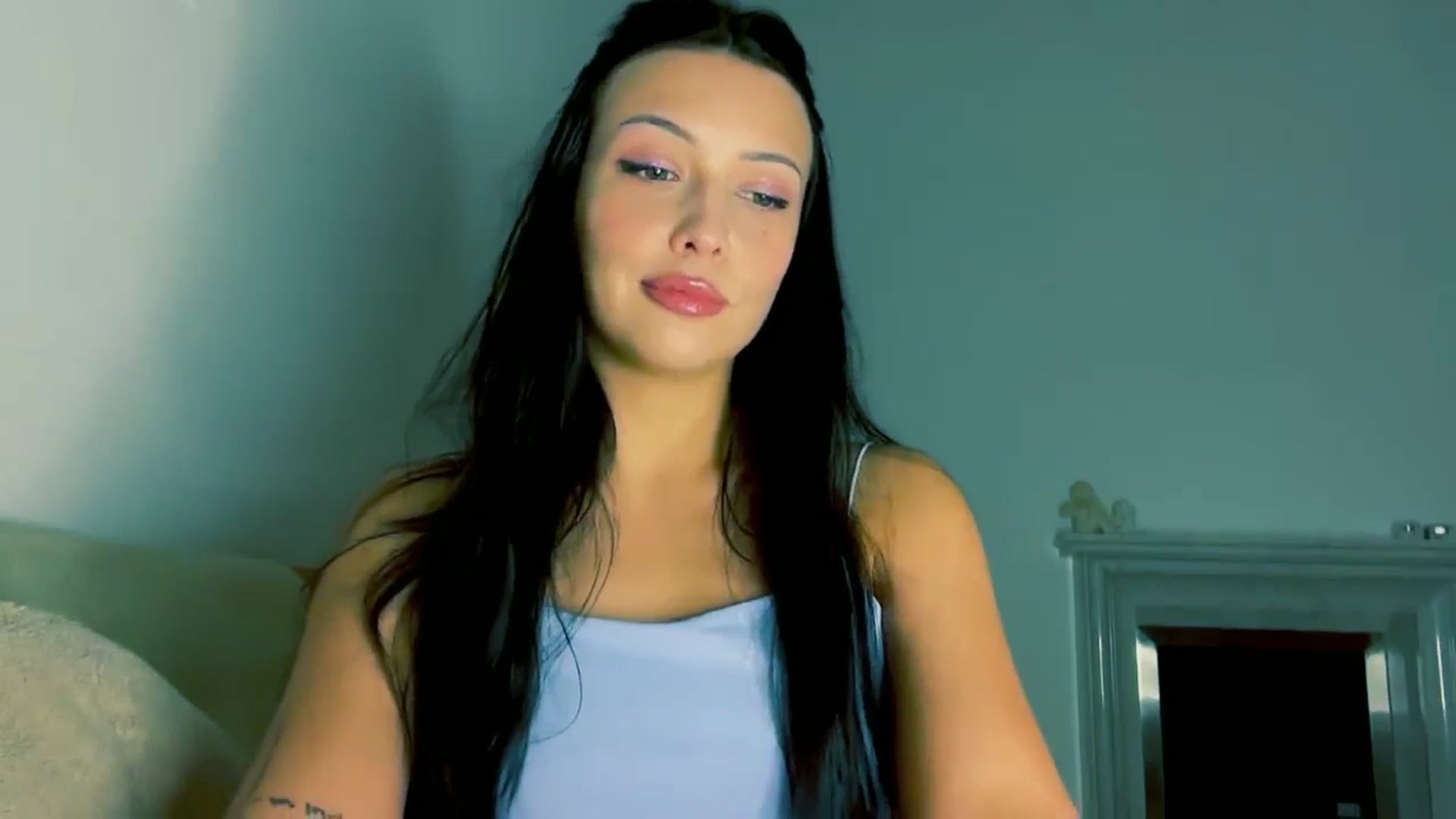 Gallery image thumbnail from VivvAmm's myfreecams stream on, 12/21/2025, 17:47 image 2 of 20