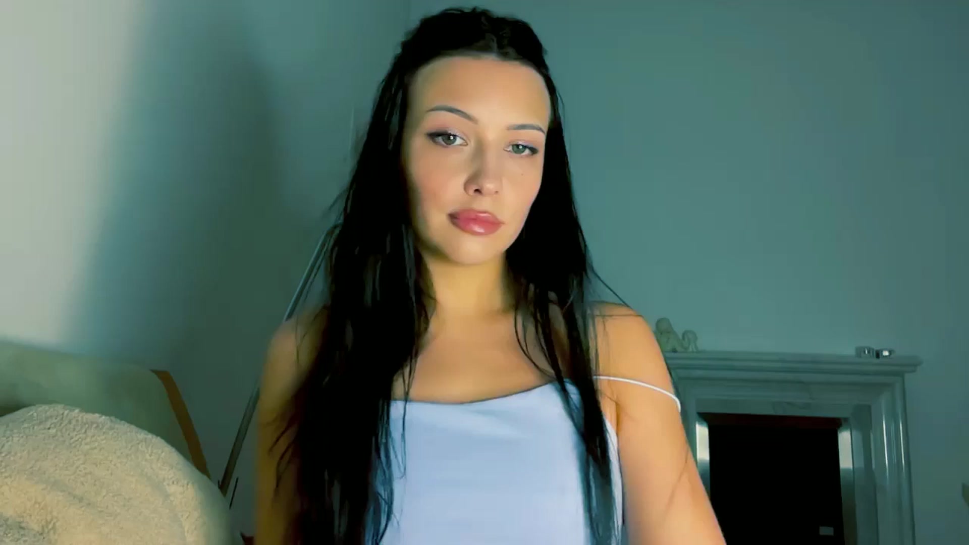 Gallery image thumbnail from VivvAmm's myfreecams stream on, 12/21/2025, 18:37 image 2 of 20