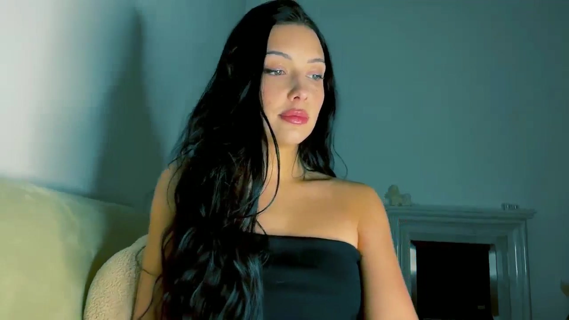 Gallery image thumbnail from VivvAmm's myfreecams stream on, 01/21/2026, 18:27 image 10 of 20