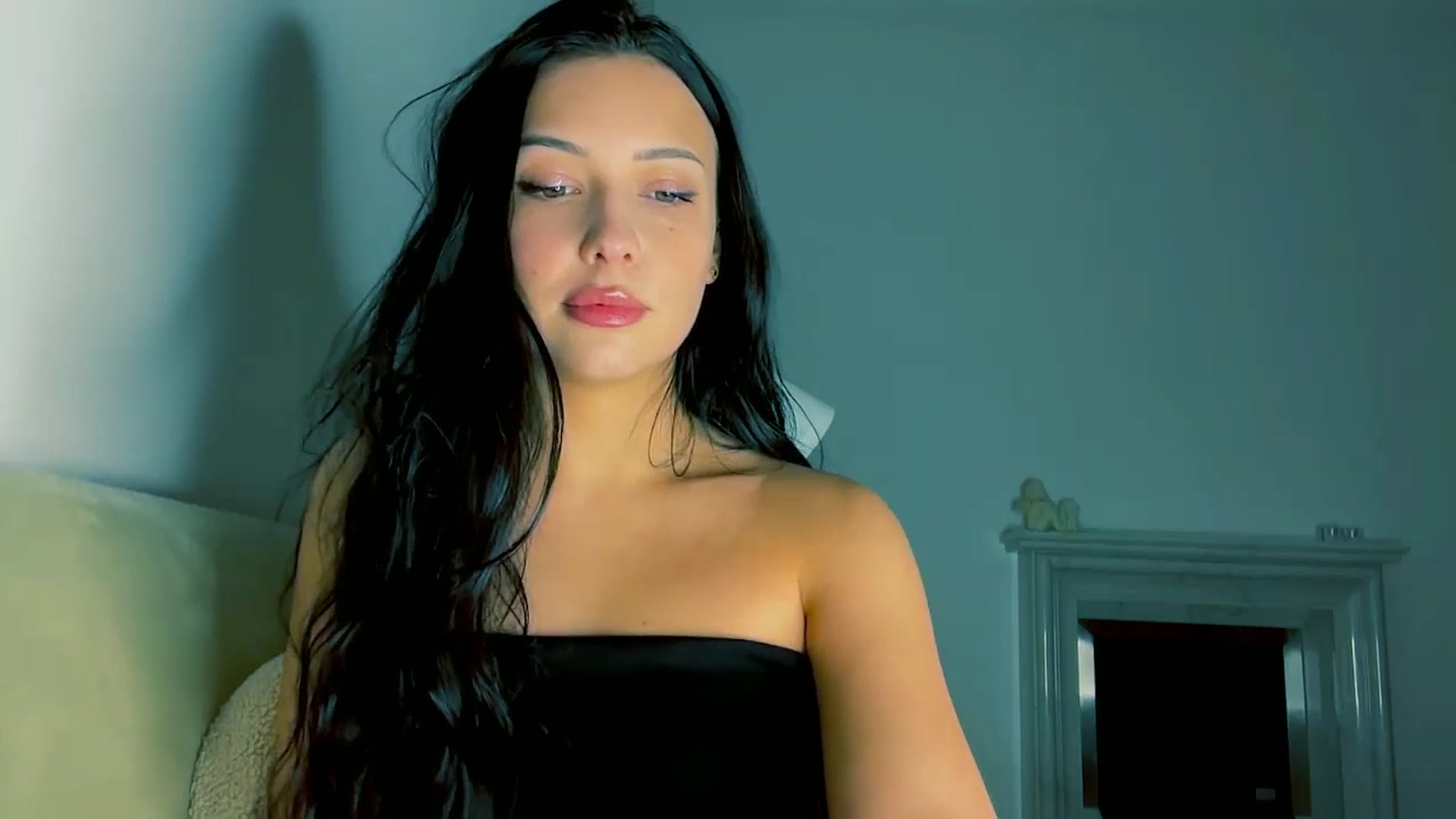 Gallery image thumbnail from VivvAmm's myfreecams stream on, 01/21/2026, 18:27 image 7 of 20