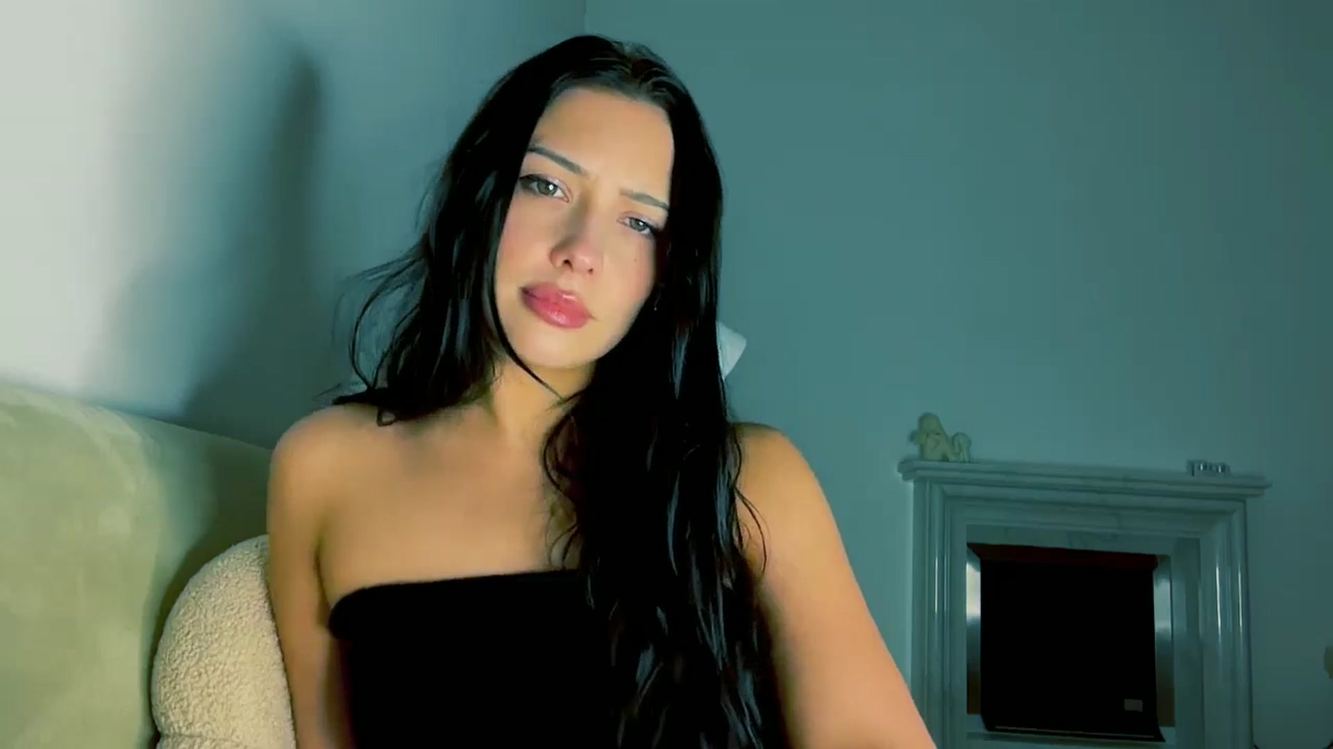 Gallery image thumbnail from VivvAmm's myfreecams stream on, 01/21/2026, 20:02 image 14 of 20
