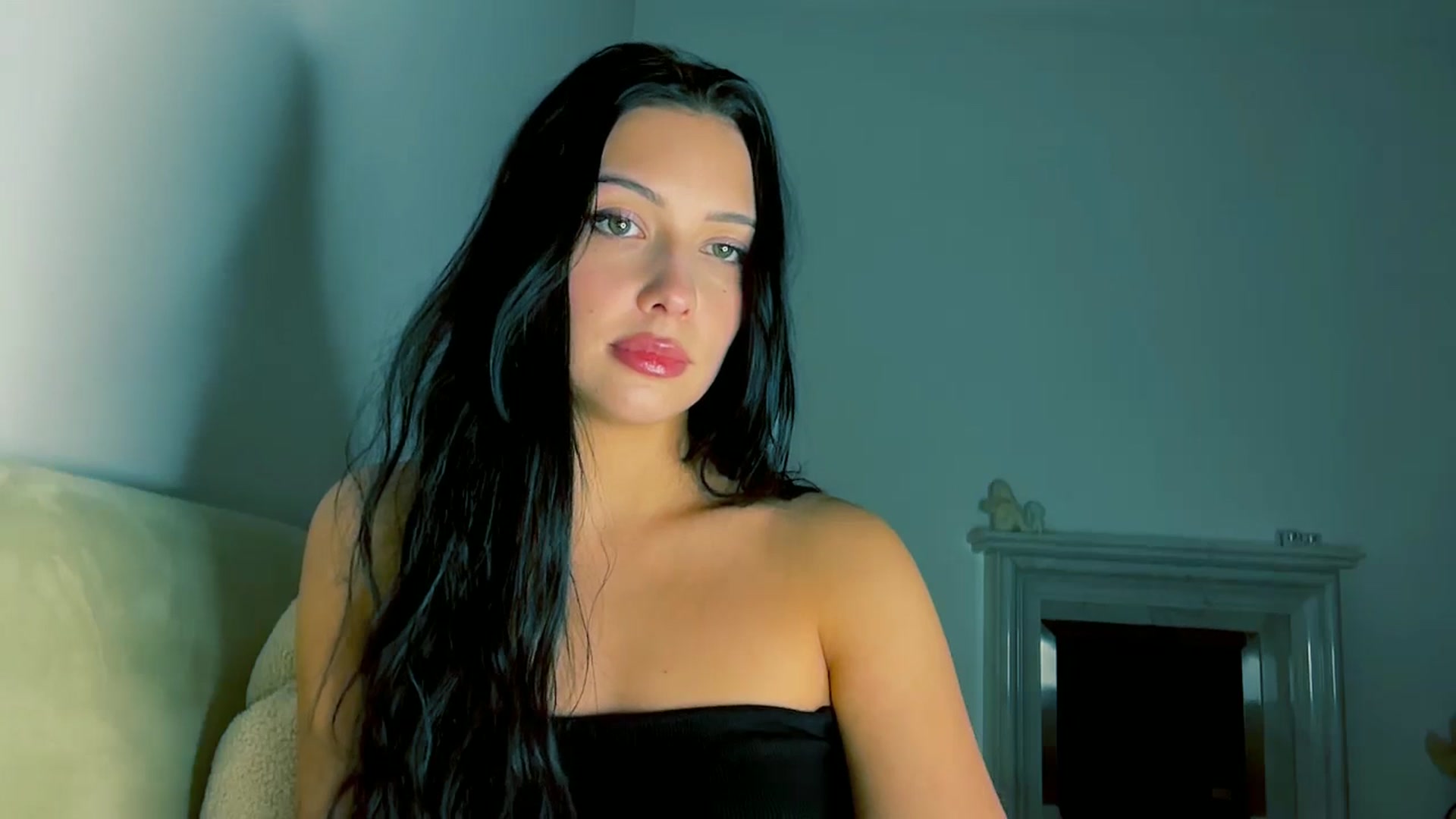 Gallery image thumbnail from VivvAmm's myfreecams stream on, 01/21/2026, 21:59 image 16 of 20