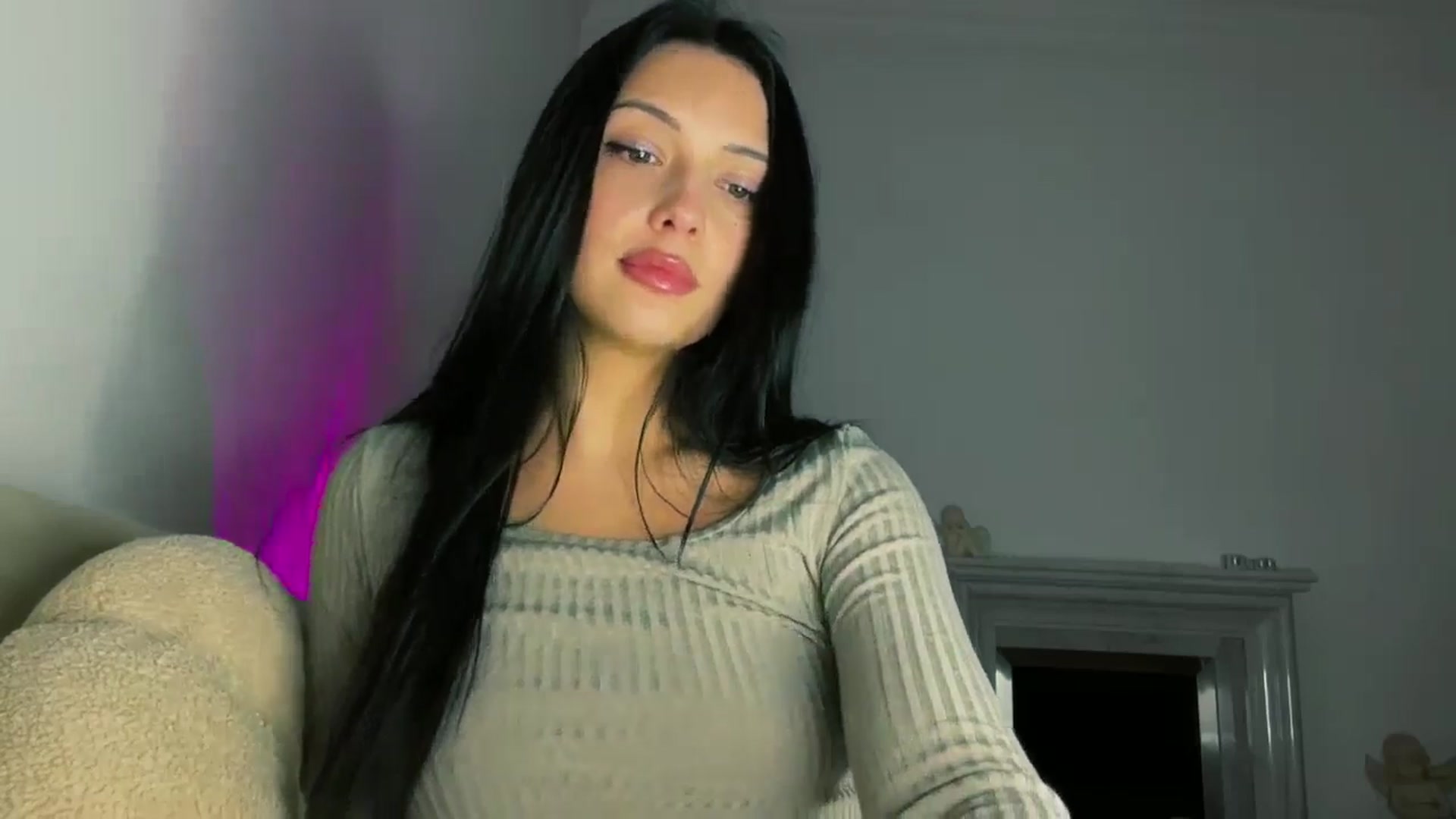 Gallery image thumbnail from VivvAmm's myfreecams stream on, 02/06/2026, 19:12 image 7 of 20