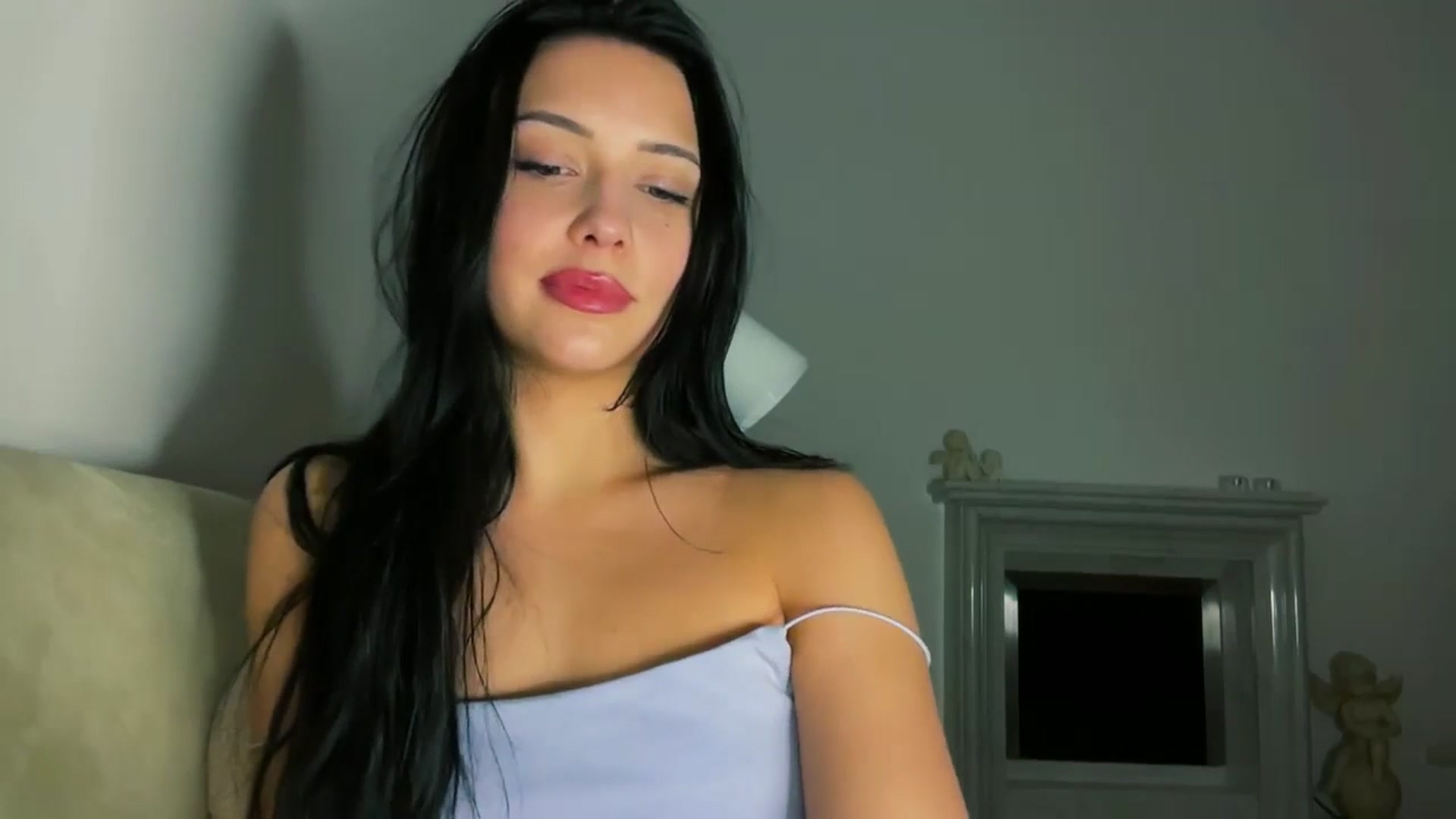 Gallery image thumbnail from VivvAmm's myfreecams stream on, 04/01/2026, 20:30 image 8 of 20