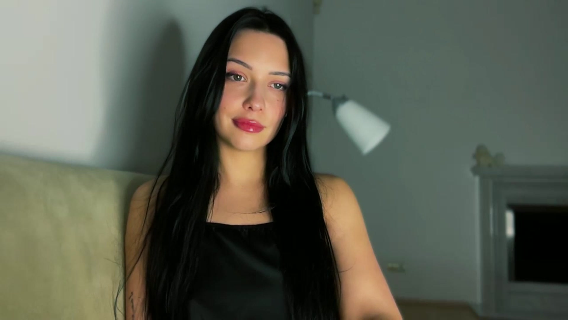 Gallery image thumbnail from VivvAmm's myfreecams stream on, 04/05/2026, 21:33 image 19 of 20