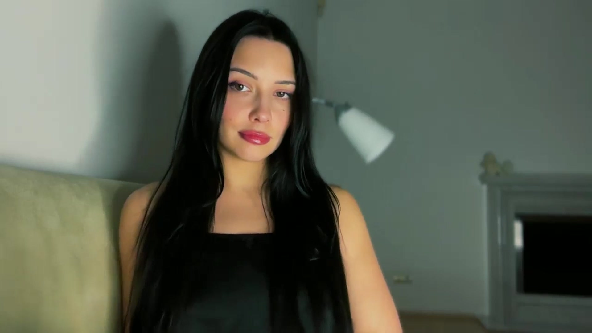 Gallery image thumbnail from VivvAmm's myfreecams stream on, 04/05/2026, 21:33 image 14 of 20
