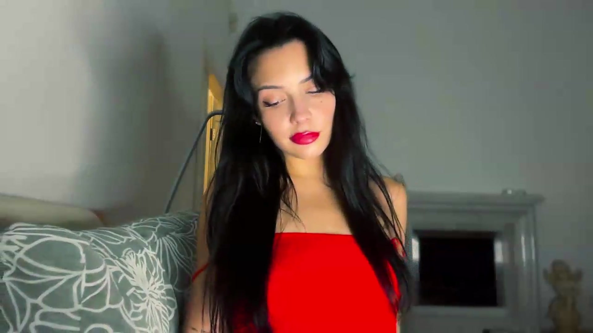 Gallery image thumbnail from VivvAmm's myfreecams stream on, 07/19/2026, 21:33 image 15 of 20