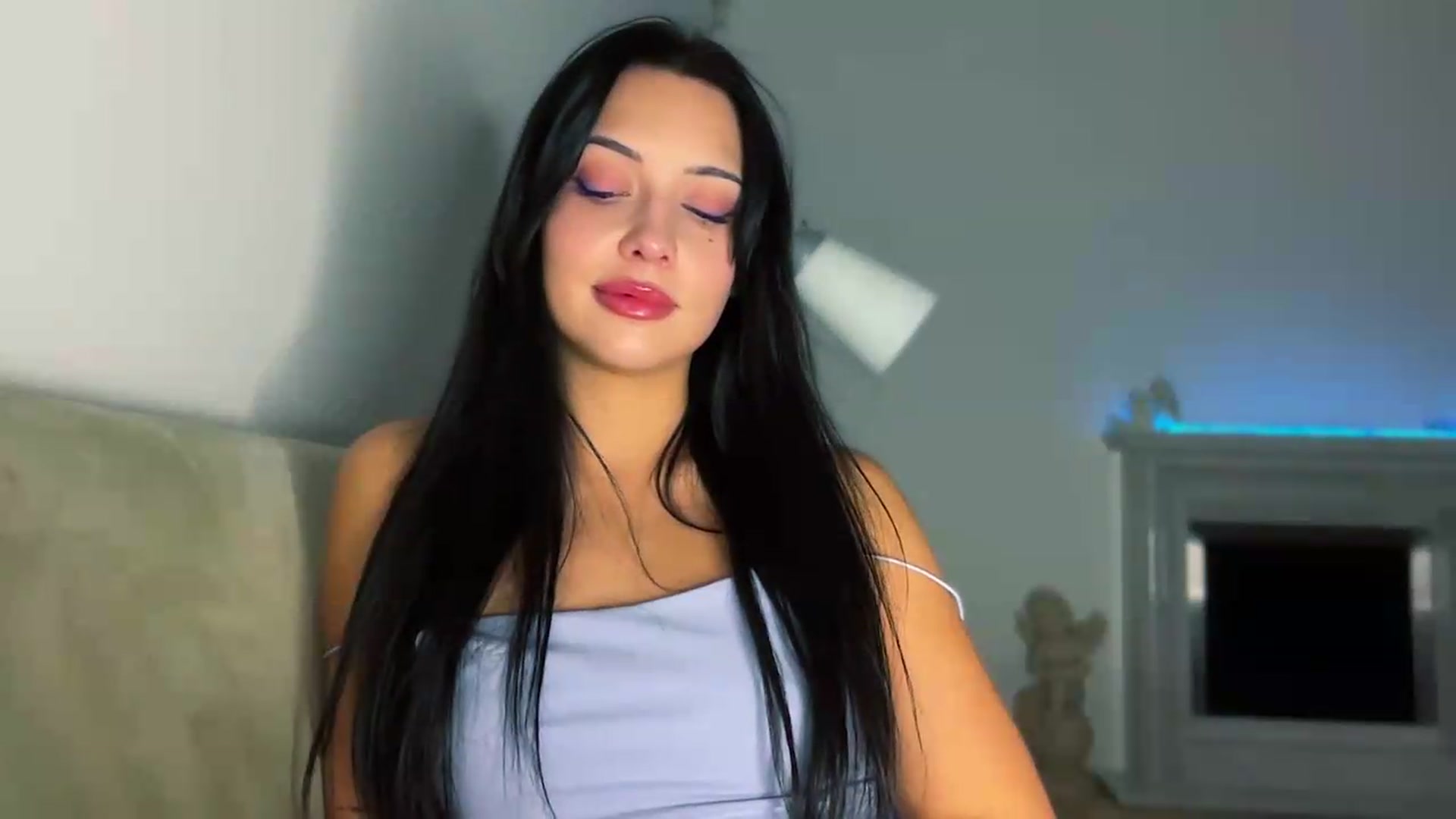 Gallery image thumbnail from VivvAmm's myfreecams stream on, 08/23/2026, 18:40 image 9 of 20