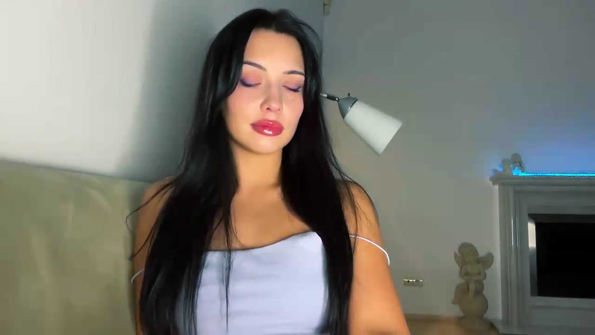 Gallery image thumbnail from VivvAmm's myfreecams stream on, 08/23/2026, 20:15 image 12 of 20