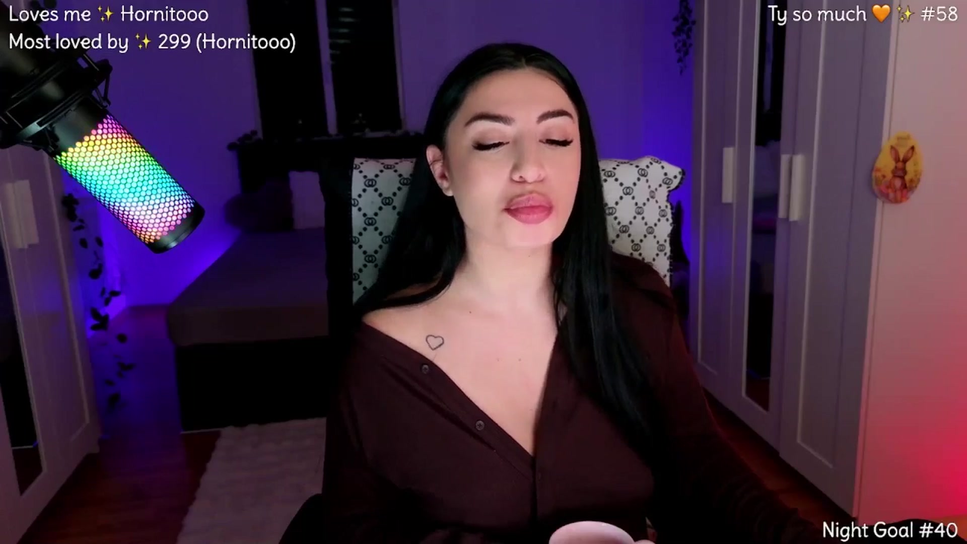 Gallery image thumbnail from VixXxen's myfreecams stream on, 04/04/2026, 01:45 image 3 of 20