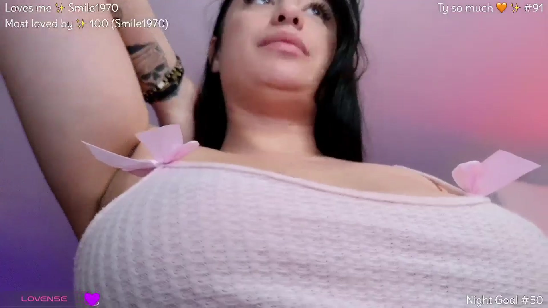 Gallery image thumbnail from VixXxen's myfreecams stream on, 04/06/2026, 22:50 image 17 of 20