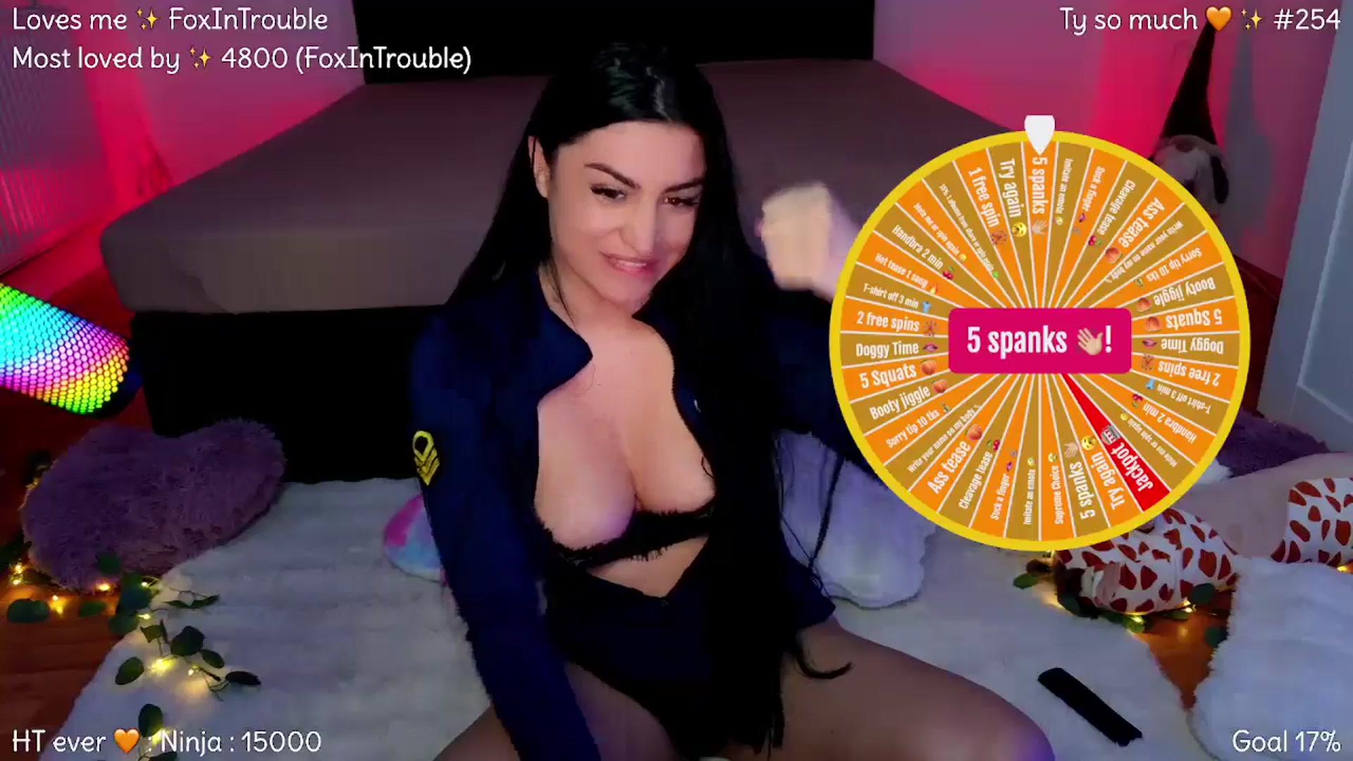 Gallery image thumbnail from VixXxen's myfreecams stream on, 04/20/2026, 24:03 image 18 of 20