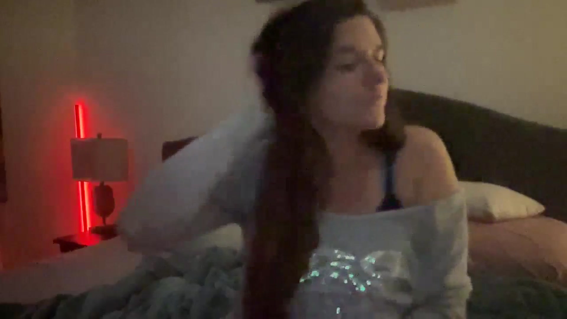 Gallery image thumbnail from VixenVicky7's myfreecams stream on, 04/12/2024, 24:28 image 11 of 20