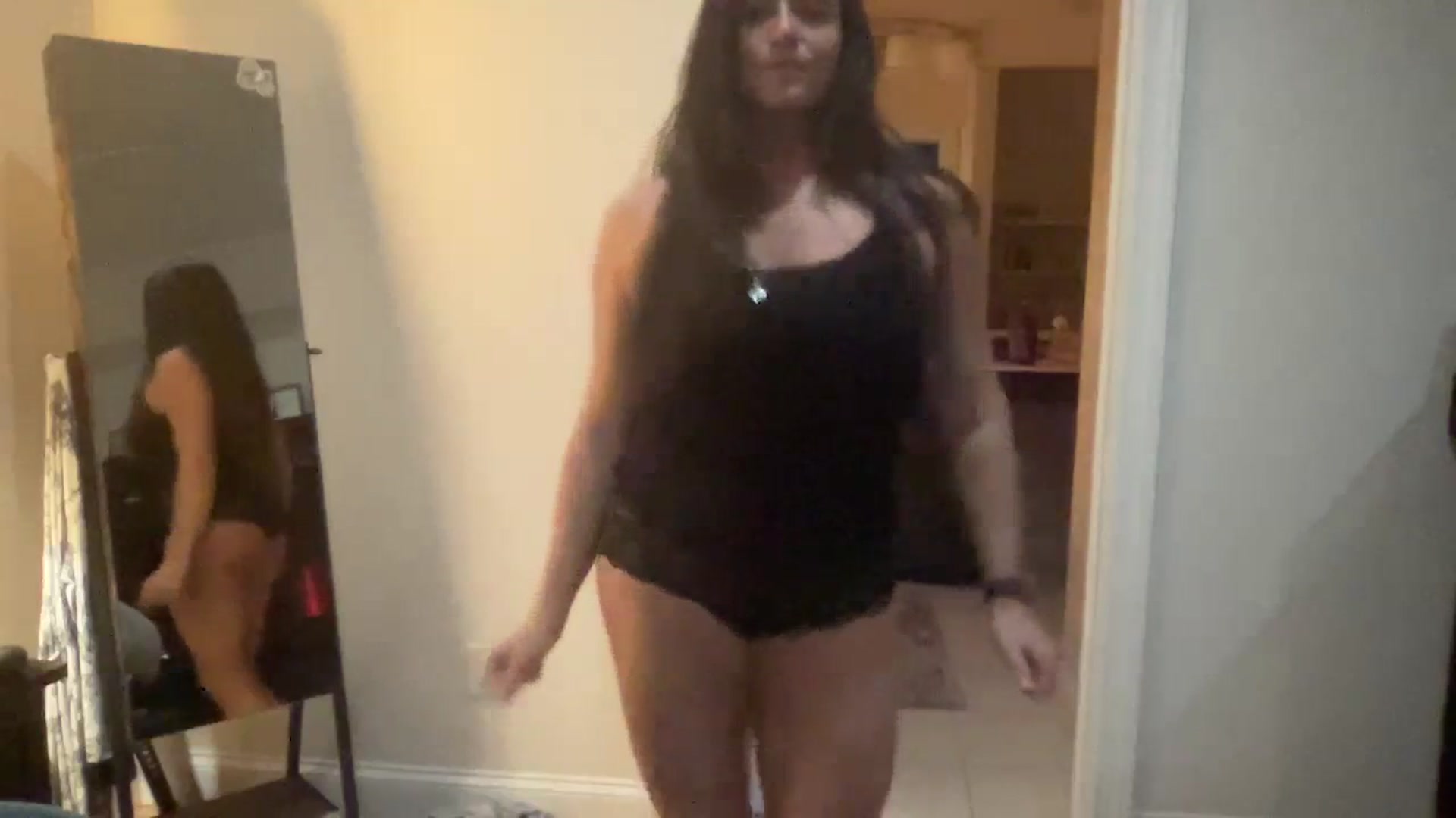 Gallery image thumbnail from VixenVicky7's myfreecams stream on, 04/12/2024, 01:54 image 3 of 20