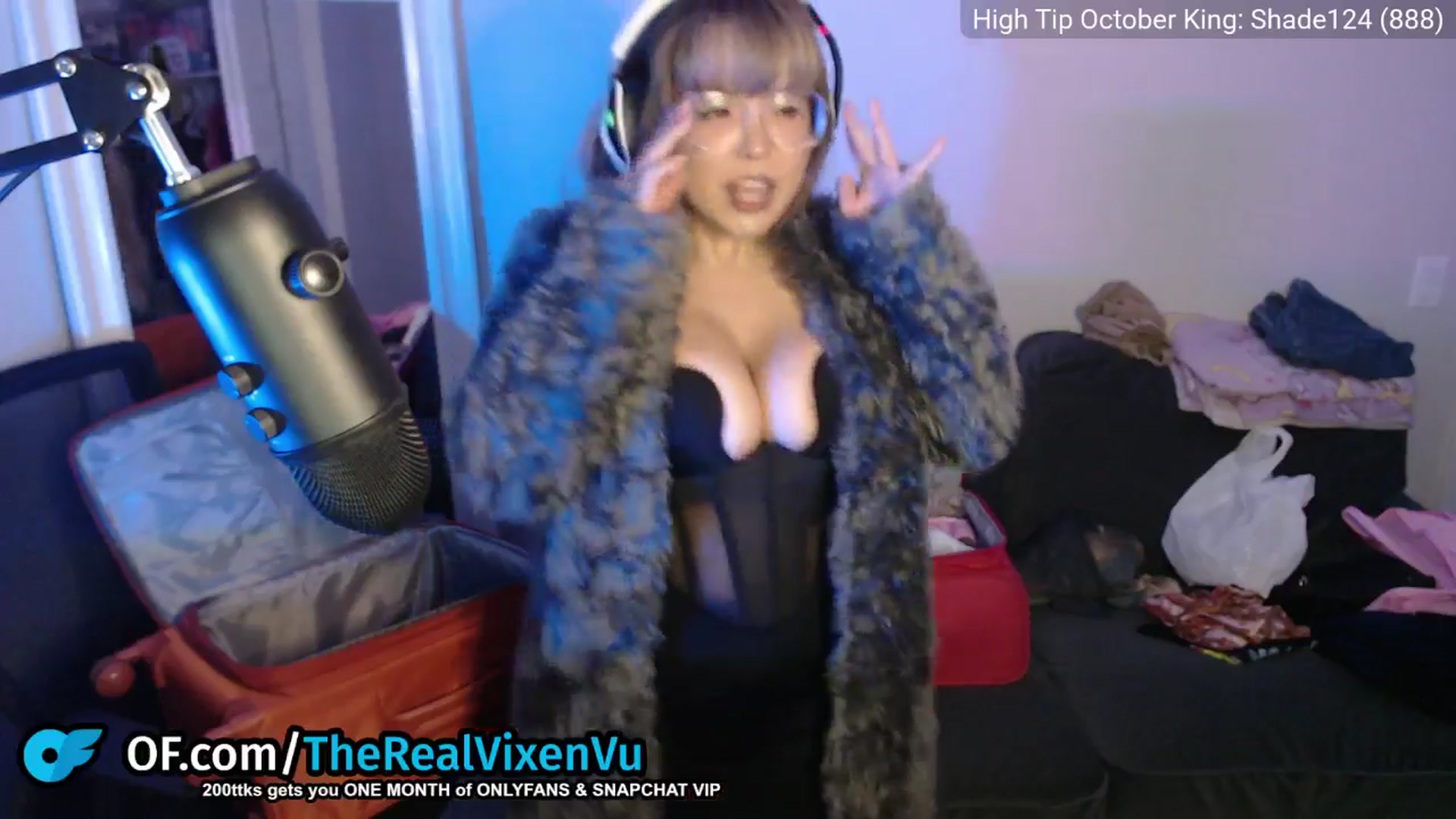 Gallery image thumbnail from VixenVu's myfreecams stream on, 11/14/2025, 02:07 image 15 of 20