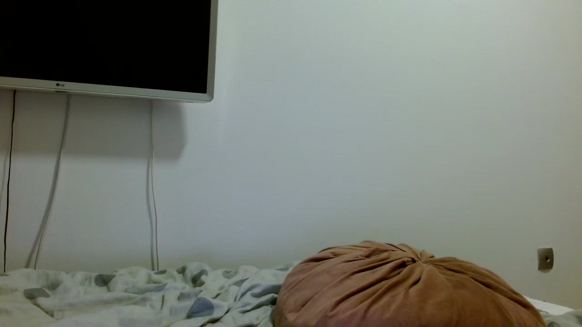 Gallery image thumbnail from Vixen_Eliana's myfreecams stream on, 11/27/2022, 03:37 image 11 of 20