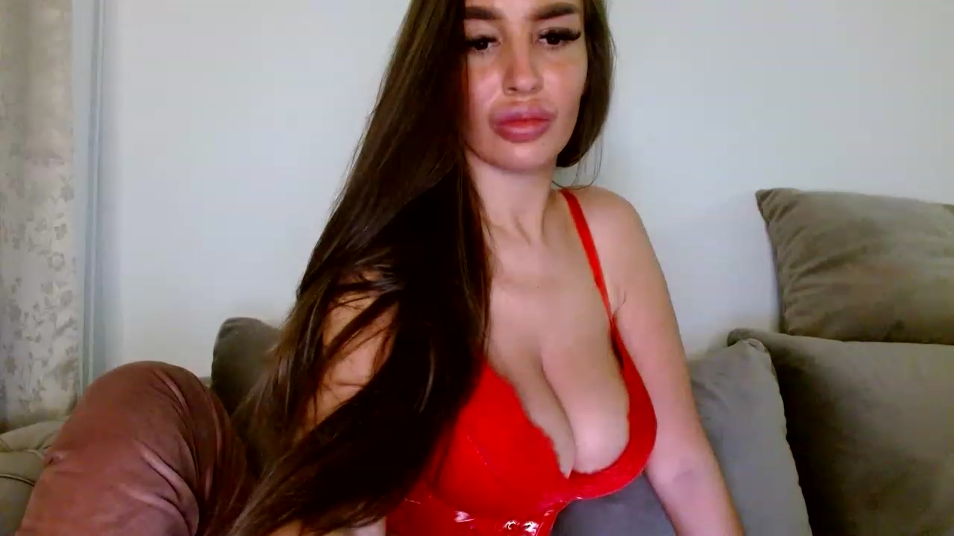 Gallery image thumbnail from Vixen_Eliana's myfreecams stream on, 03/13/2023, 22:30 image 14 of 20