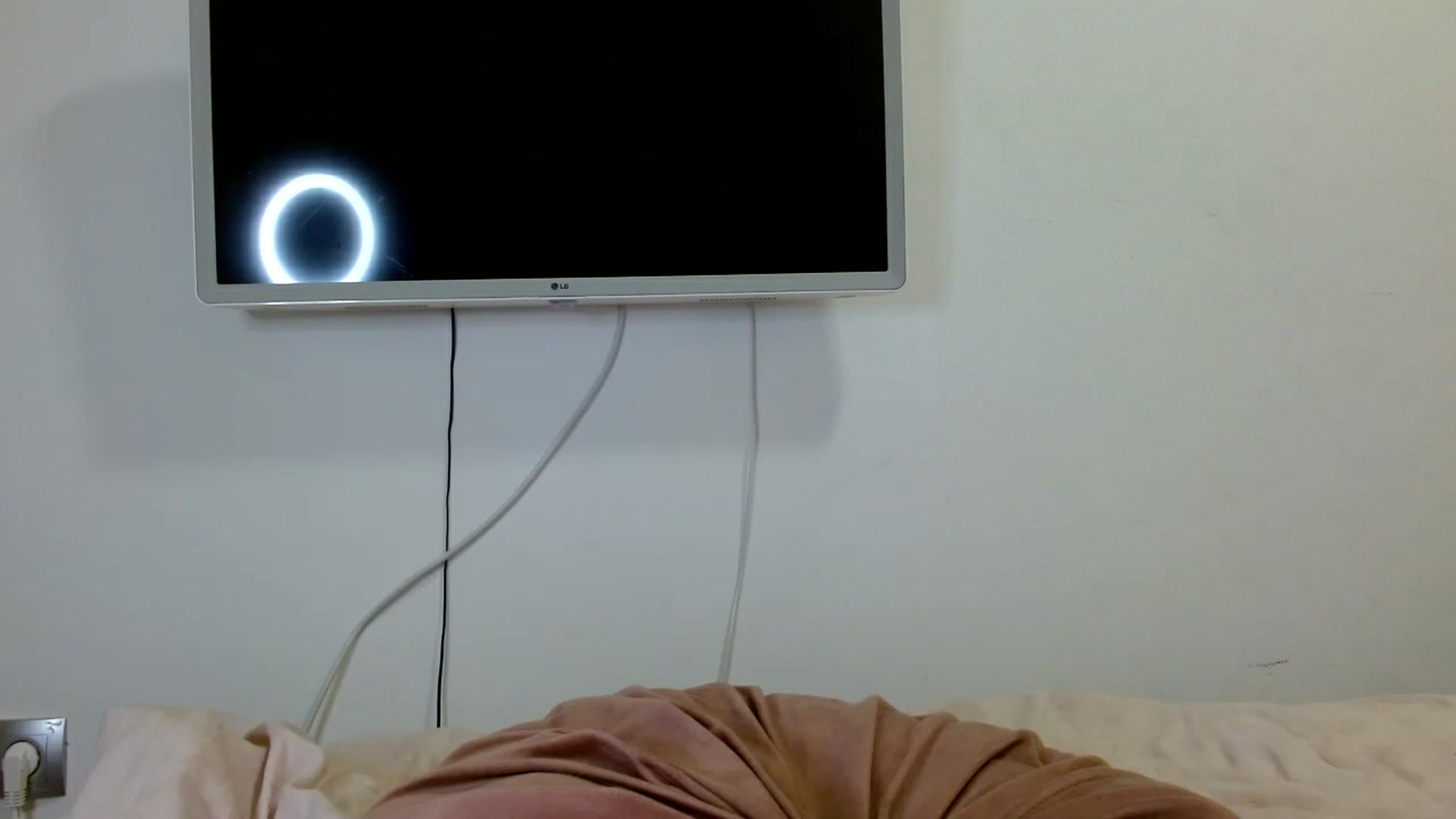Gallery image thumbnail from Vixen_Eliana's myfreecams stream on, 04/26/2023, 02:32 image 15 of 20