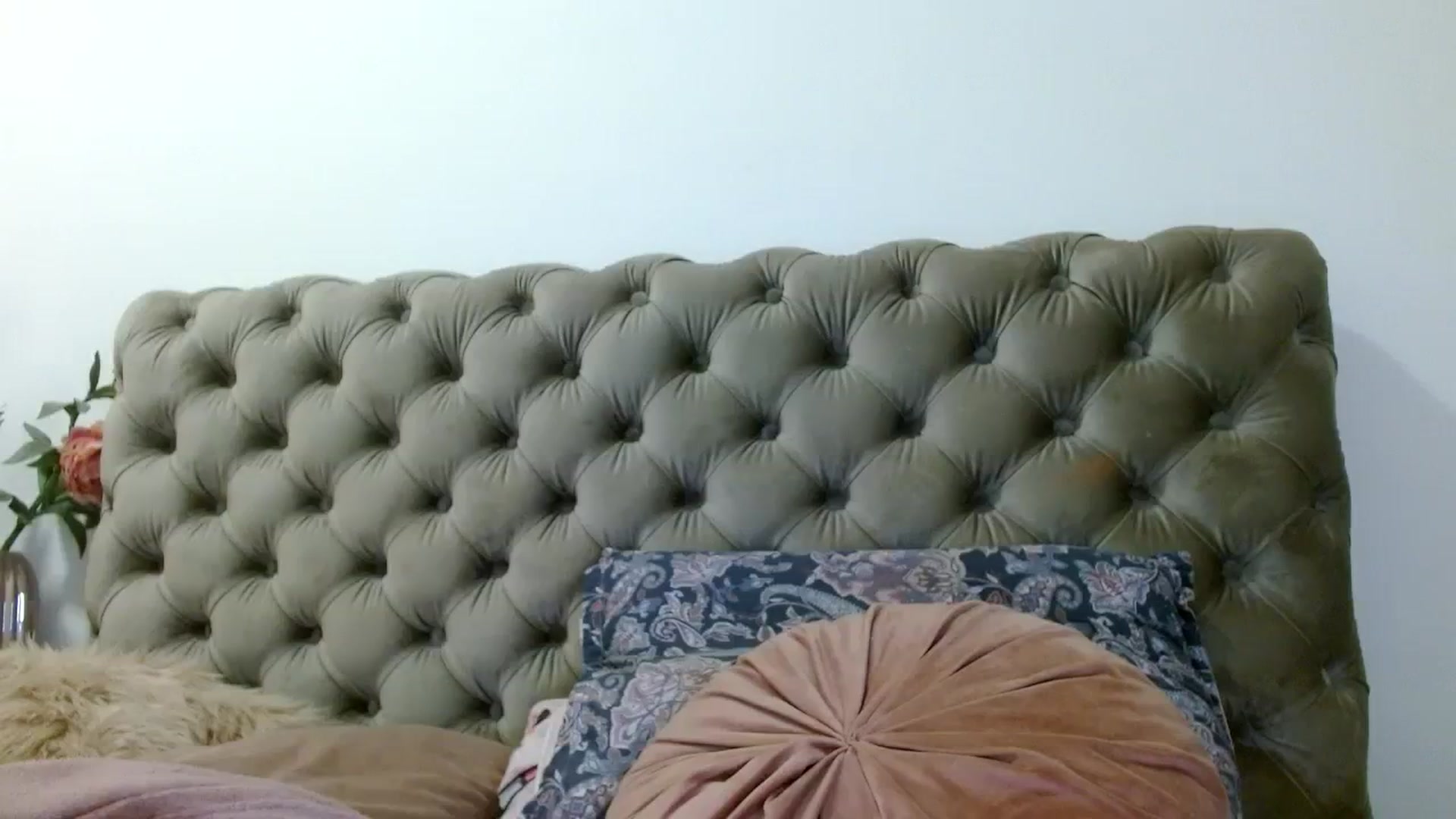 Gallery image thumbnail from Vixen_Eliana's myfreecams stream on, 11/25/2023, 02:26 image 13 of 20