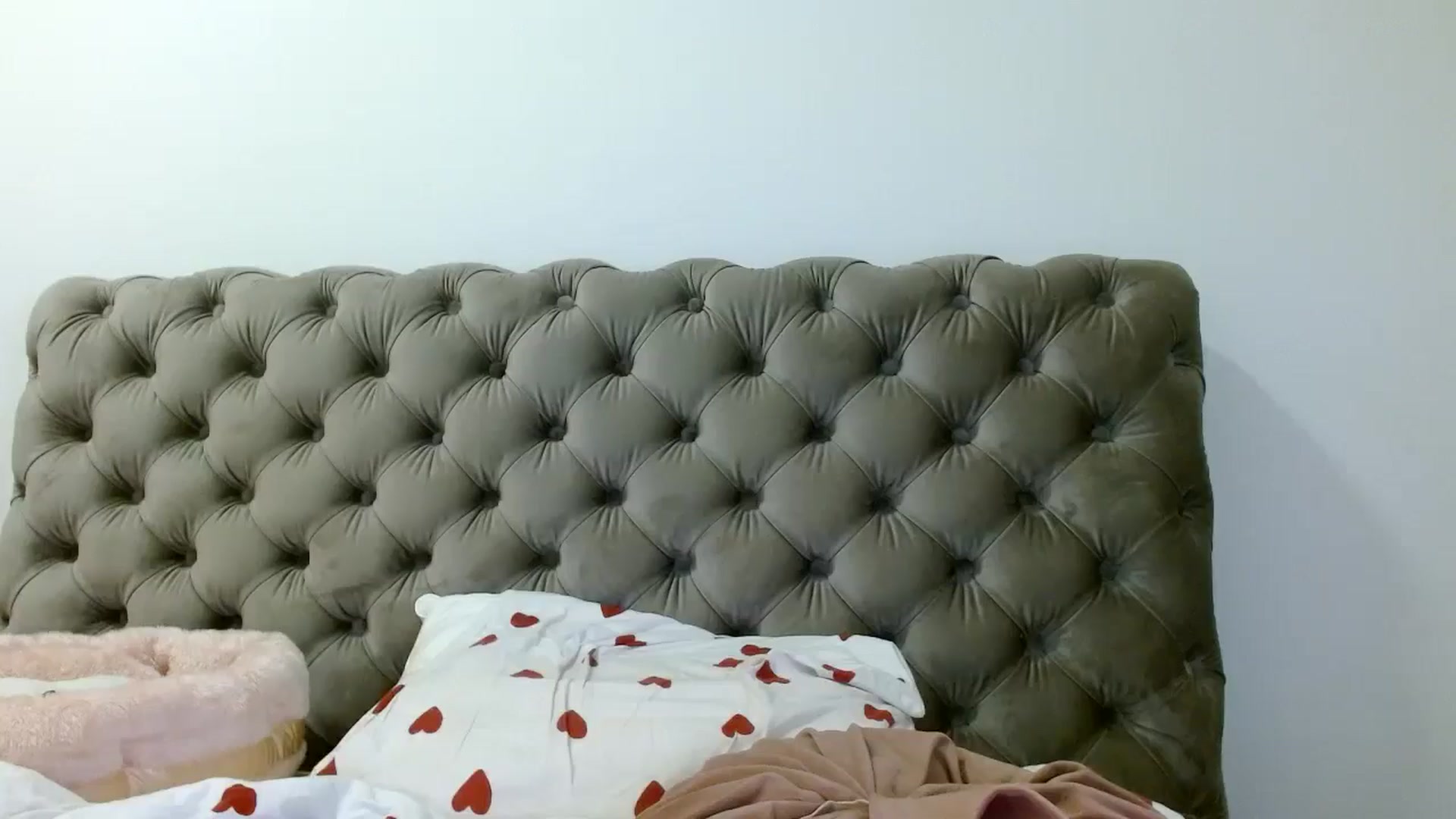 Gallery image thumbnail from Vixen_Eliana's myfreecams stream on, 05/20/2024, 01:48 image 9 of 20