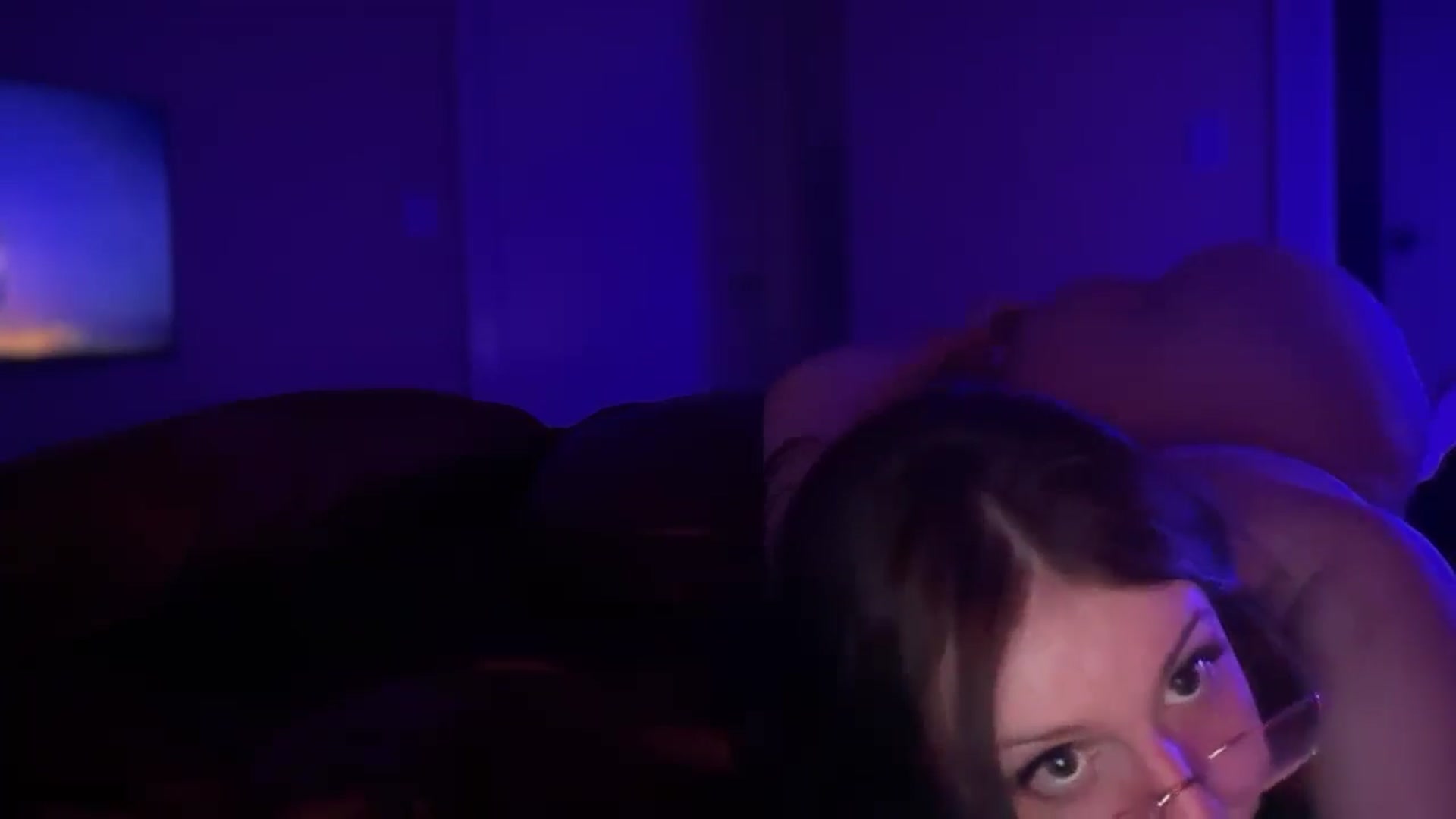 Gallery image thumbnail from Vixendrips's myfreecams stream on, 02/23/2026, 07:10 image 13 of 20