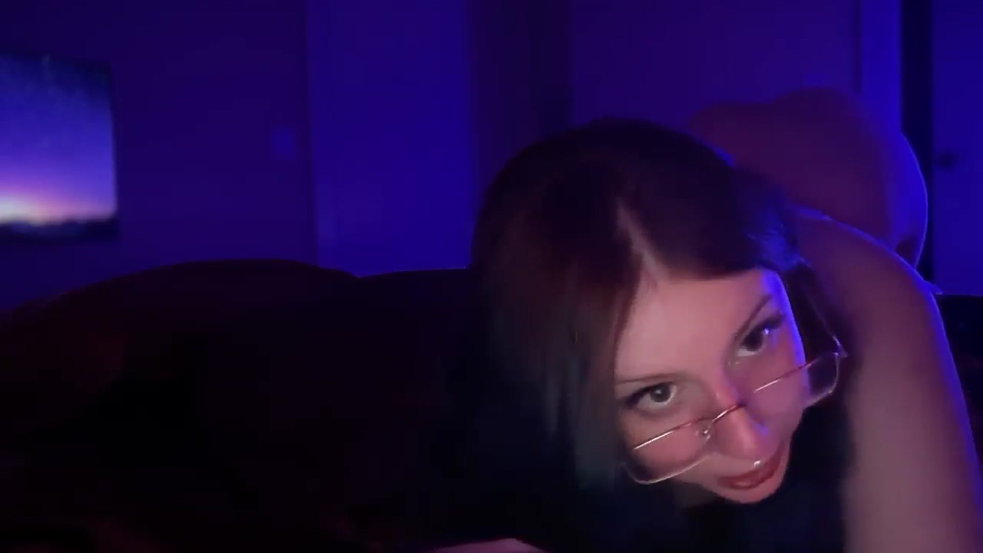 Gallery image thumbnail from Vixendrips's myfreecams stream on, 02/23/2026, 07:10 image 8 of 20