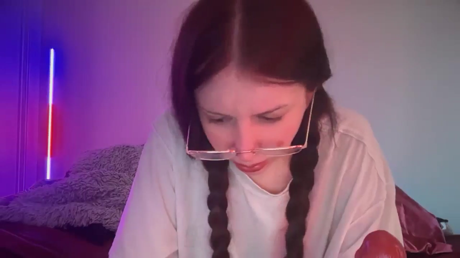 Gallery image thumbnail from Vixendrips's myfreecams stream on, 02/28/2026, 16:06 image 4 of 20