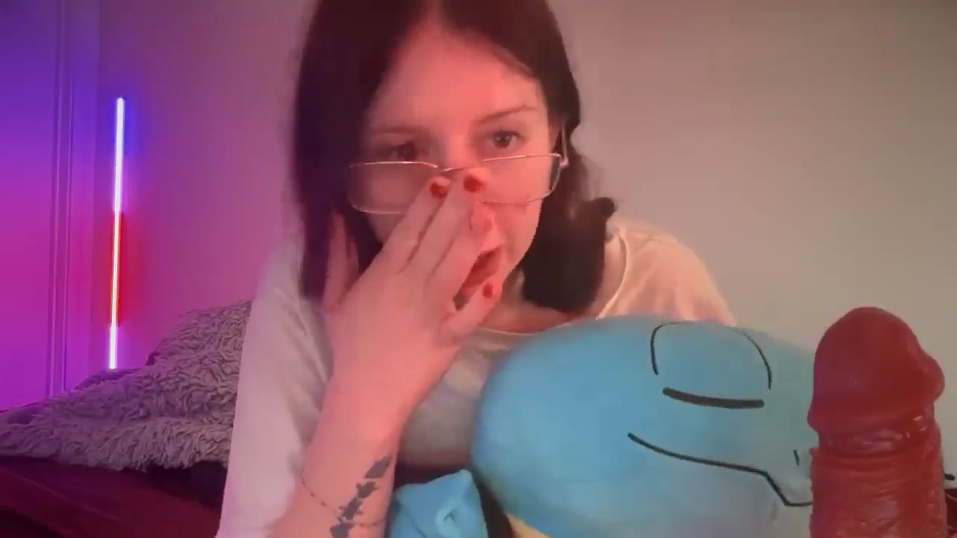 Gallery image thumbnail from Vixendrips's myfreecams stream on, 02/28/2026, 16:06 image 10 of 20