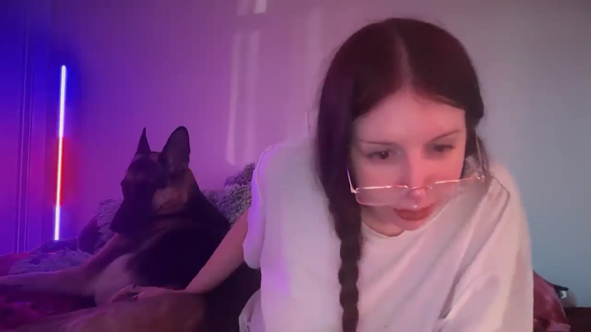 Gallery image thumbnail from Vixendrips's myfreecams stream on, 02/28/2026, 16:06 image 2 of 20