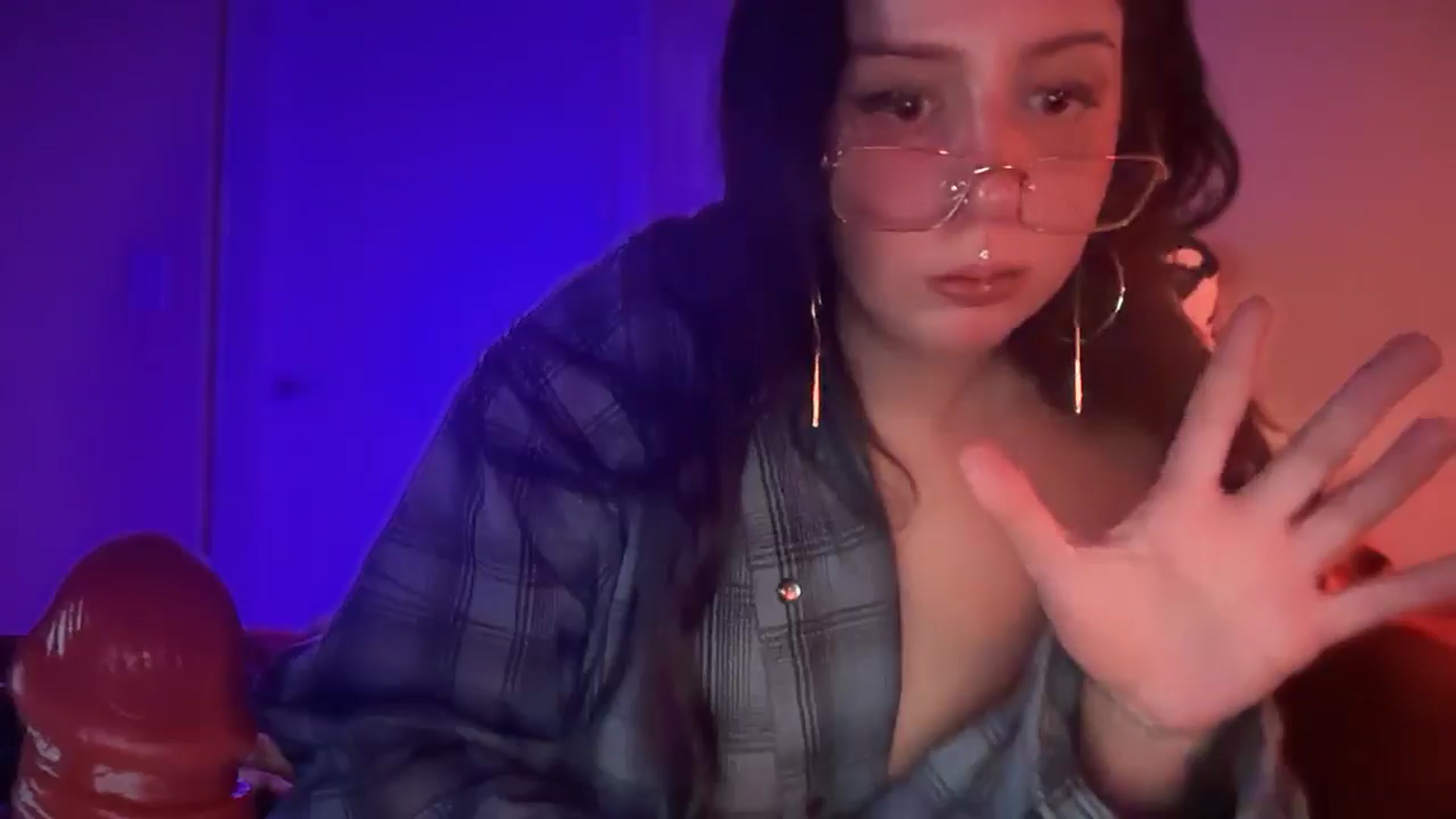 Gallery image thumbnail from Vixendrips's myfreecams stream on, 03/02/2026, 05:45 image 15 of 20