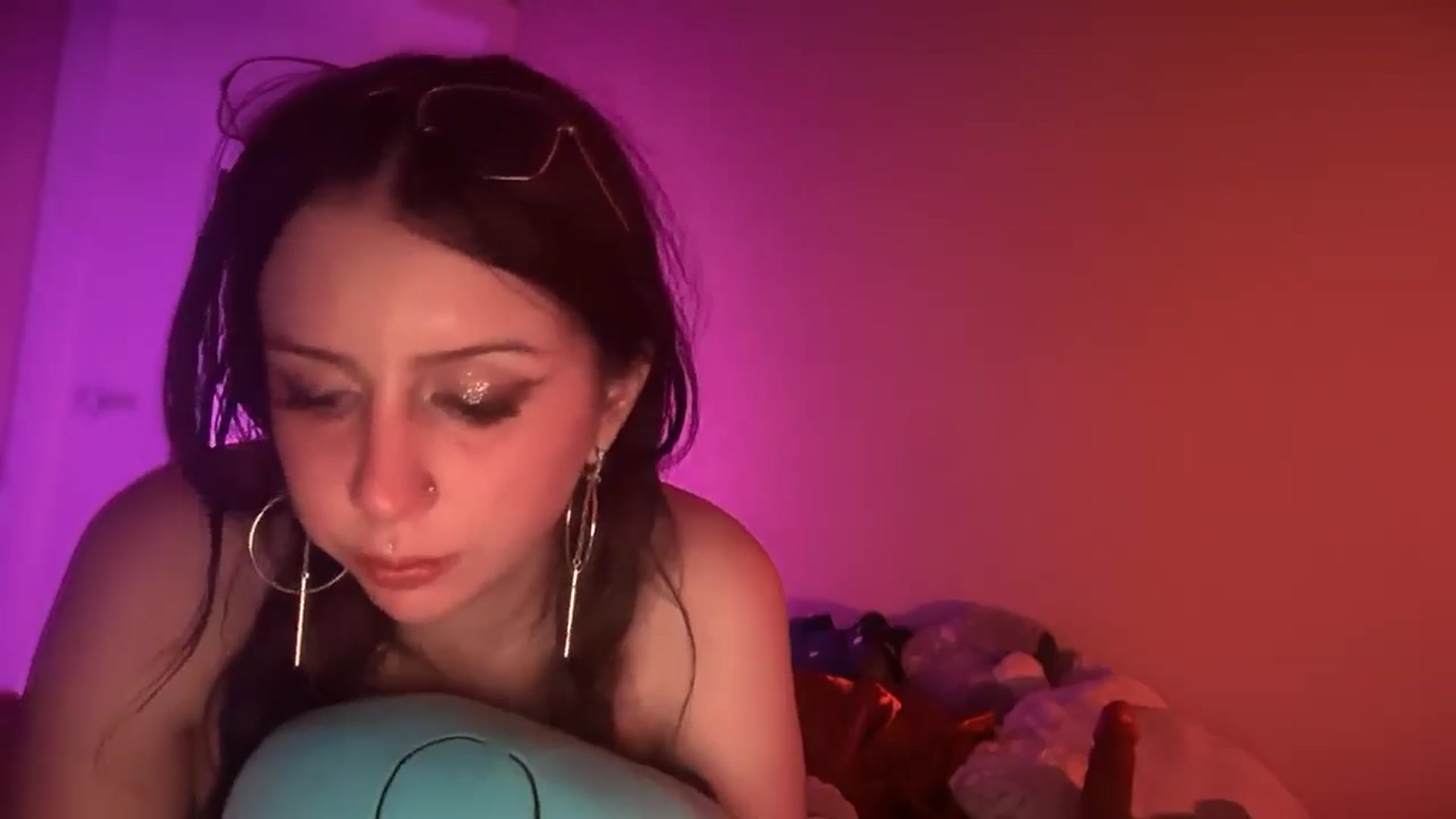 Gallery image thumbnail from Vixendrips's myfreecams stream on, 03/04/2026, 10:02 image 4 of 20