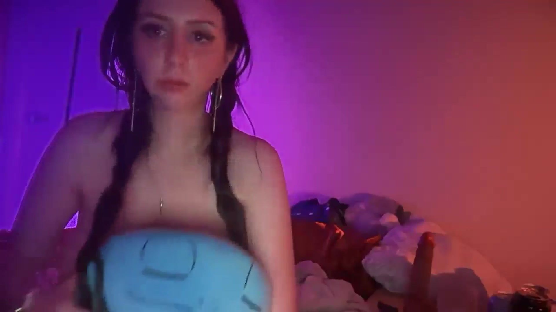 Gallery image thumbnail from Vixendrips's myfreecams stream on, 03/04/2026, 10:02 image 3 of 20