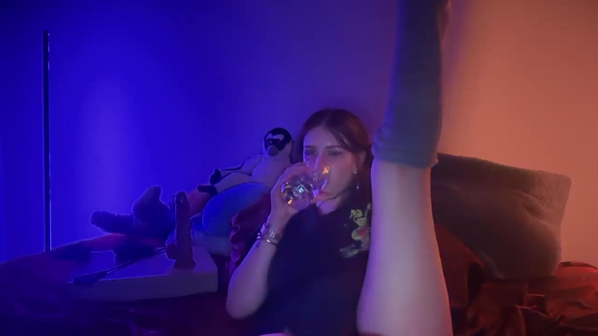 Gallery image thumbnail from Vixendrips's myfreecams stream on, 03/09/2026, 05:21 image 2 of 20