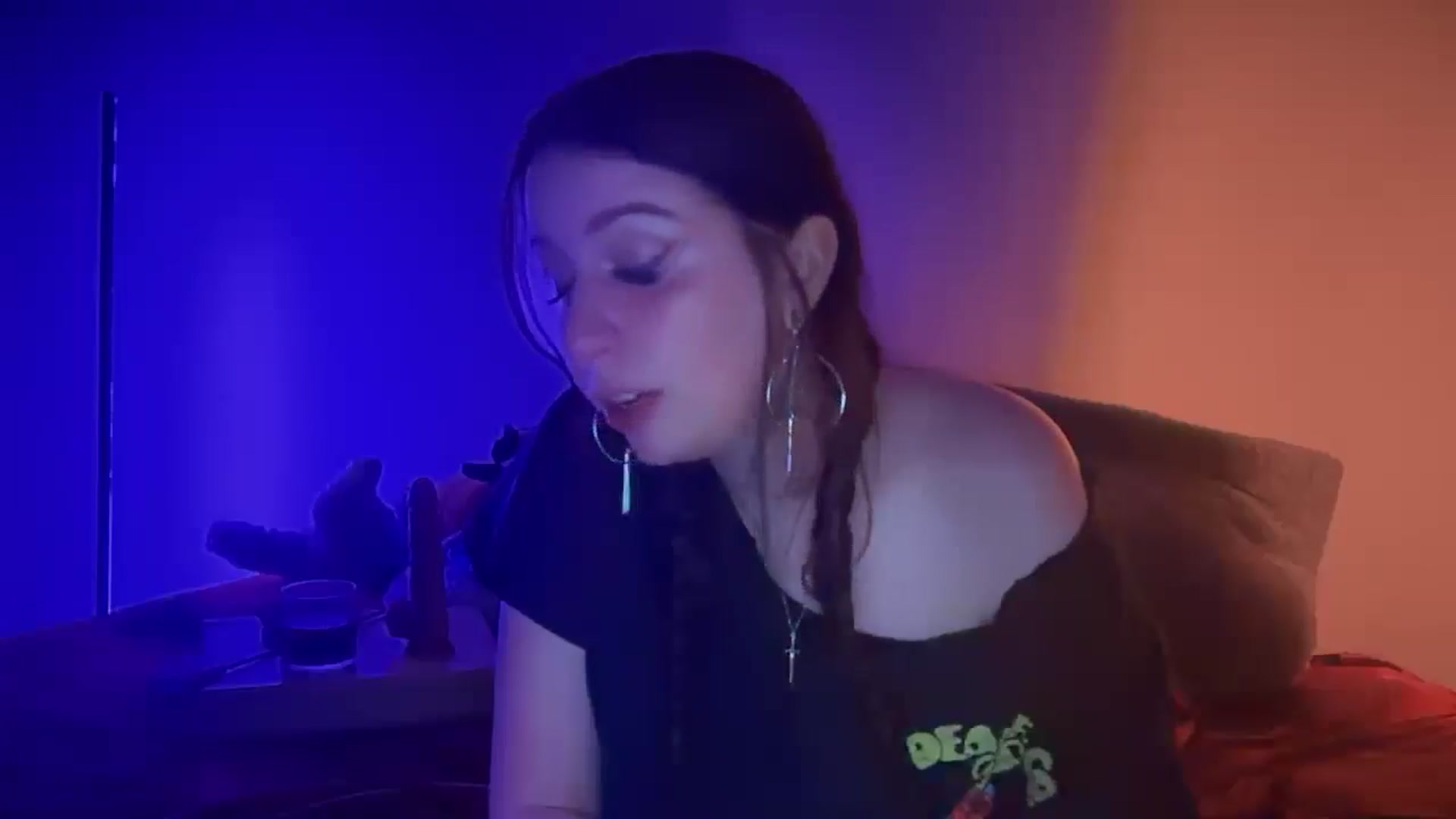 Gallery image thumbnail from Vixendrips's myfreecams stream on, 03/09/2026, 05:21 image 8 of 20