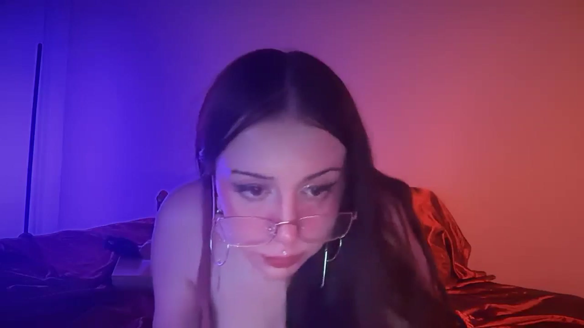 Gallery image thumbnail from Vixendrips's myfreecams stream on, 03/11/2026, 05:00 image 17 of 20