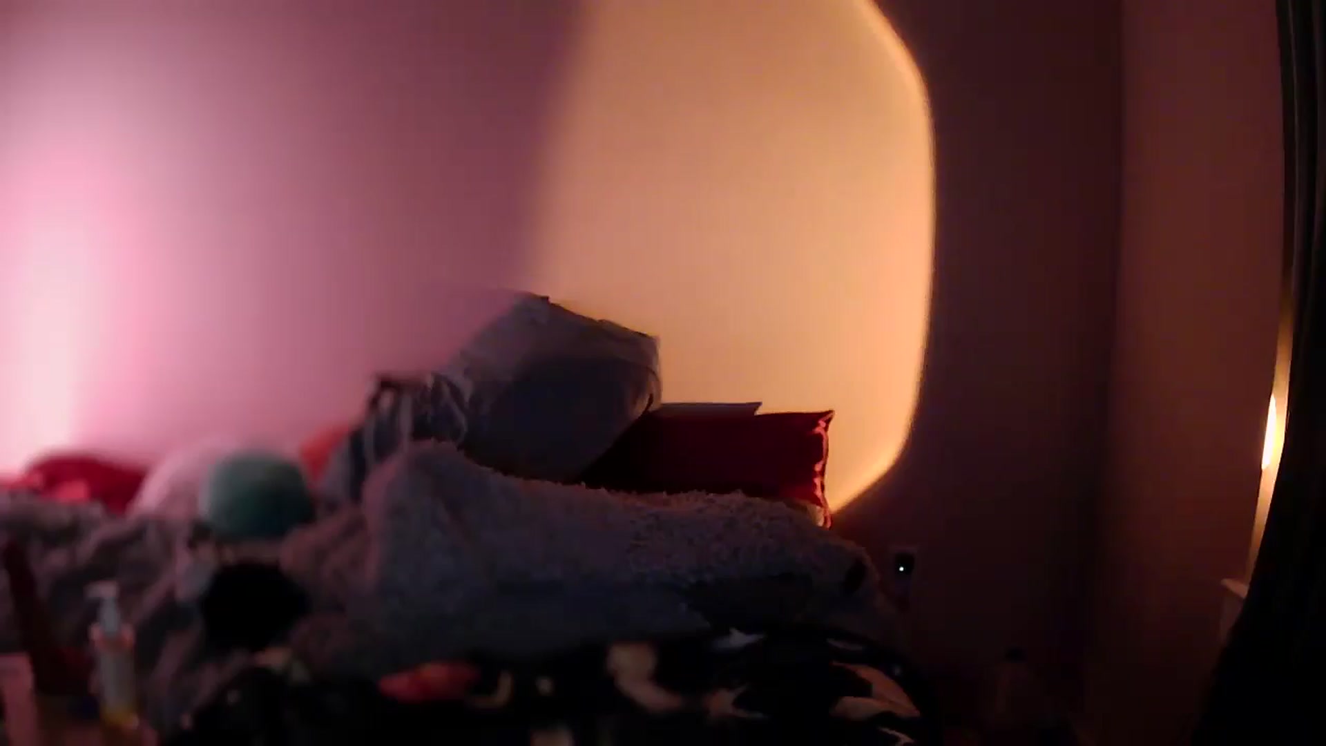 Gallery image thumbnail from Vixendrips's myfreecams stream on, 03/26/2026, 08:32 image 17 of 20