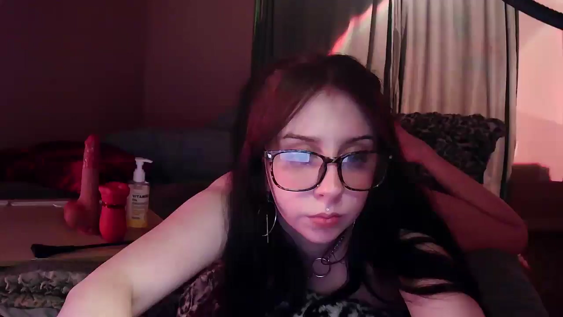 Gallery image thumbnail from Vixendrips's myfreecams stream on, 04/02/2026, 07:05 image 1 of 20
