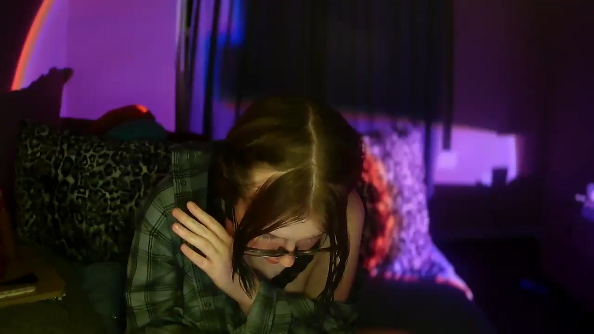 Gallery image thumbnail from Vixendrips's myfreecams stream on, 04/05/2026, 06:42 image 5 of 20