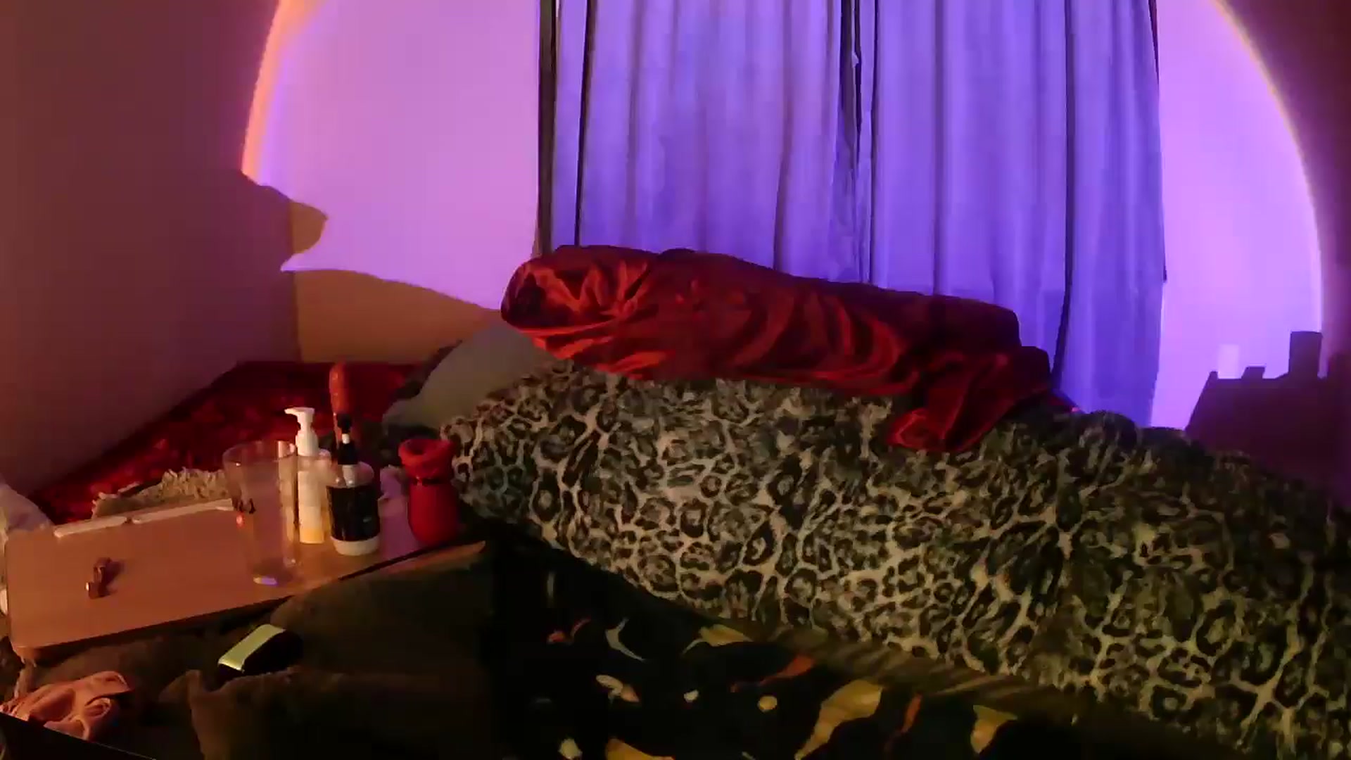 Gallery image thumbnail from Vixendrips's myfreecams stream on, 04/06/2026, 05:47 image 5 of 20