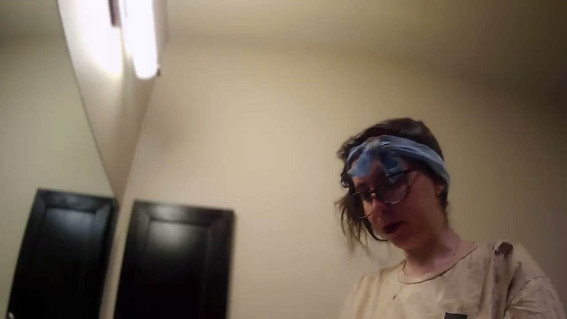 Gallery image thumbnail from Vixendrips's myfreecams stream on, 04/14/2026, 08:26 image 3 of 20