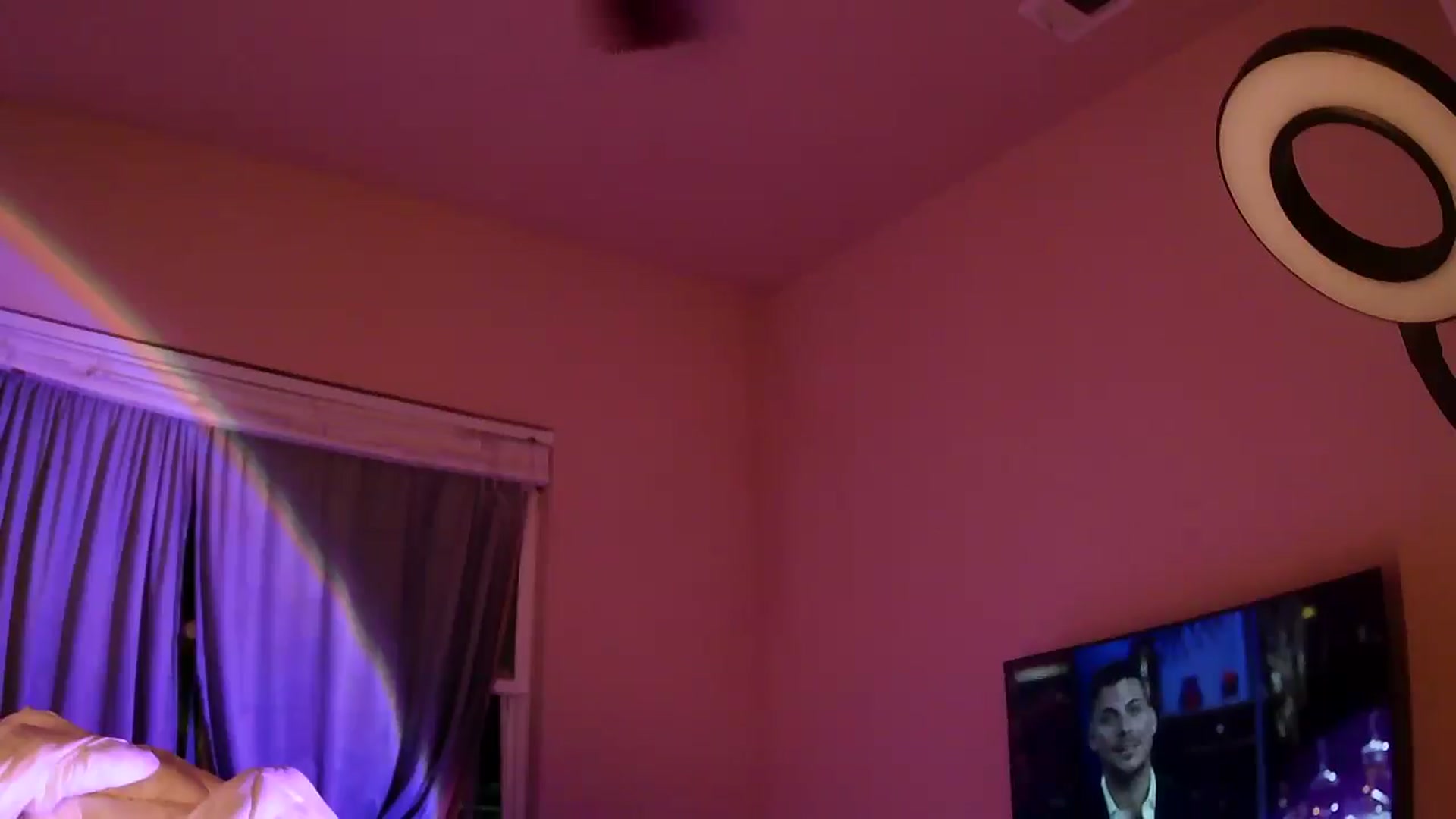 Gallery image thumbnail from Vixendrips's myfreecams stream on, 04/14/2026, 08:26 image 19 of 20