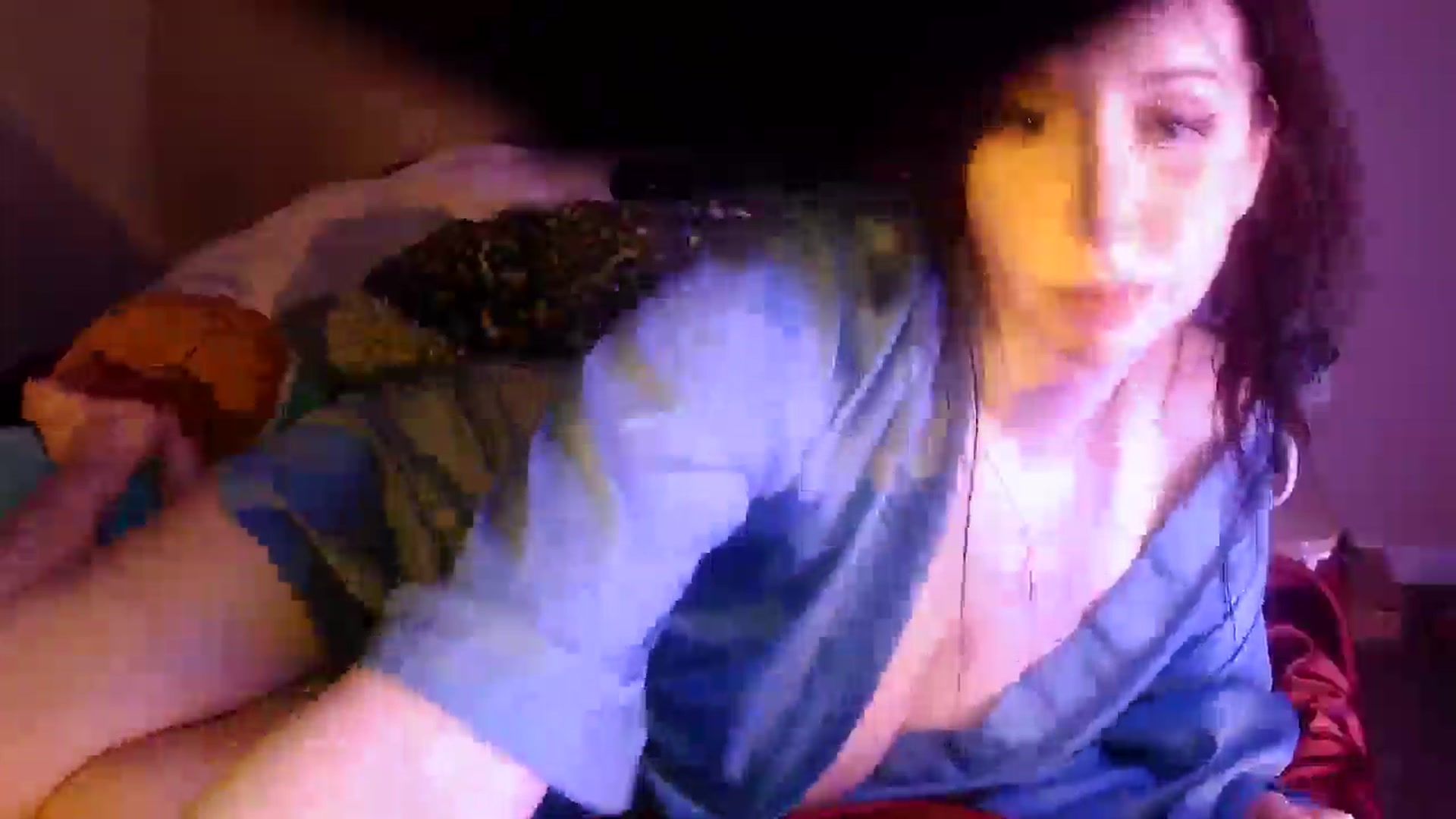 Gallery image thumbnail from Vixendrips's myfreecams stream on, 04/29/2026, 08:43 image 2 of 20