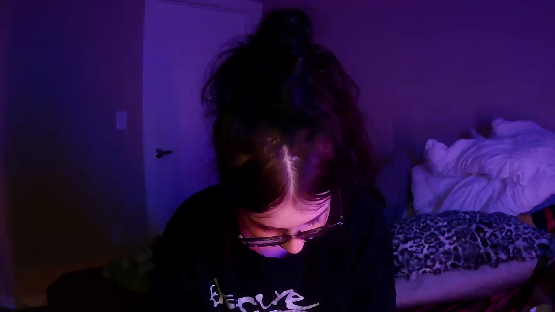 Gallery image thumbnail from Vixendrips's myfreecams stream on, 04/29/2026, 11:09 image 18 of 20