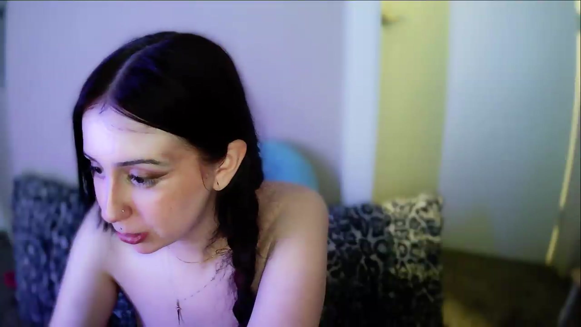 Gallery image thumbnail from Vixendrips's myfreecams stream on, 05/22/2026, 17:57 image 12 of 20