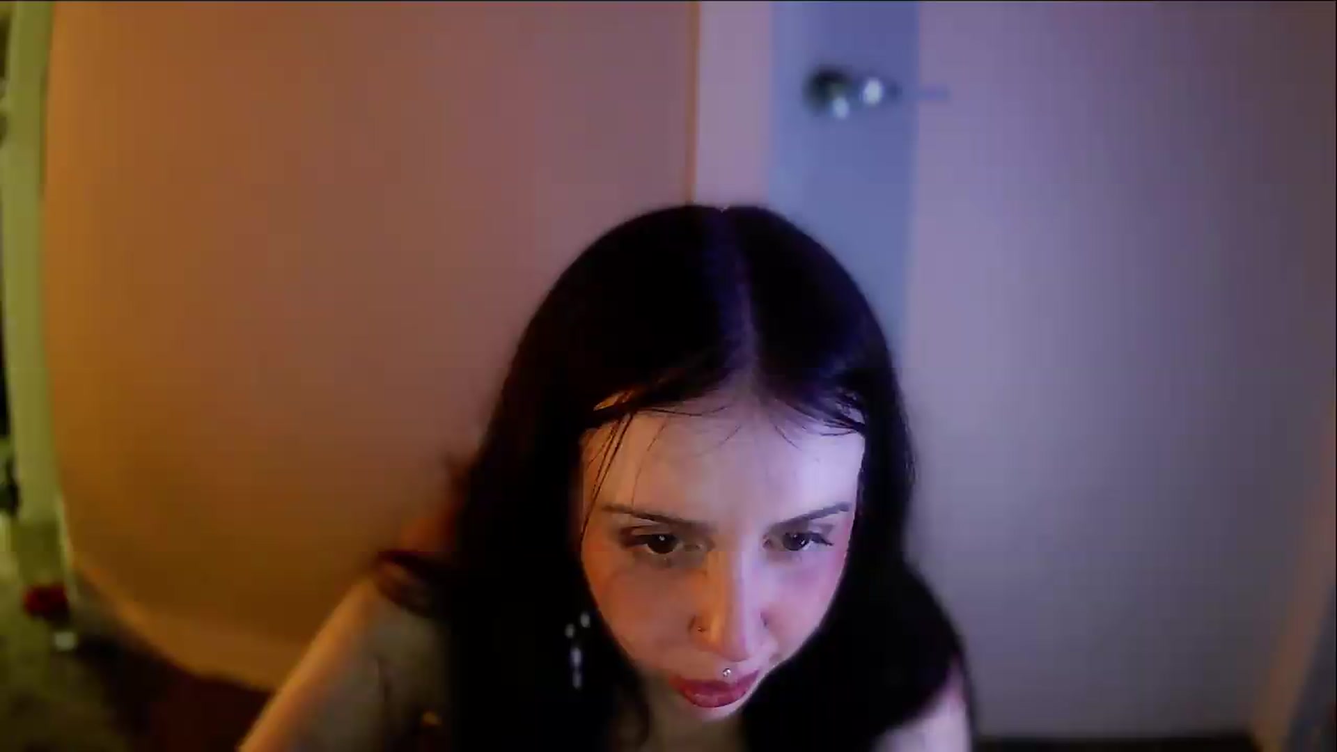 Gallery image thumbnail from Vixendrips's myfreecams stream on, 05/24/2026, 06:52 image 10 of 20